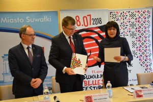 Suwałki SOK konferencja bluesowa podpisanie umowy