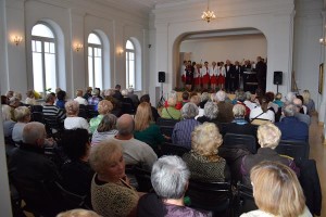 Suwałki seniorzy koncert 100 lat niepodległości