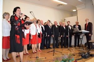 Suwałki seniorzy koncert 100 lat niepodległości