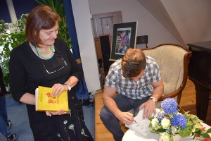 Suwałki Biblioteka Publiczna spotkanie z Jakubem Małeckim