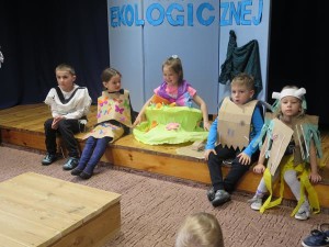 Suwałki Przedszkole nr 4 pokaz mody ekologicznej
