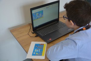 Suwałki SP 11 konkurs kartka wielkanocna