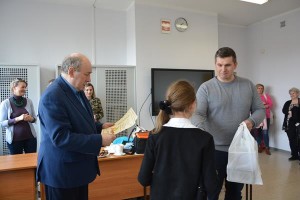 Suwałki SP 11 konkurs kartka wielkanocna