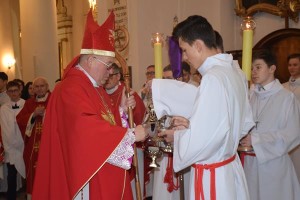 Suwałki poświęcenie sarkofagu ks. Kazimierza Hamerszmita