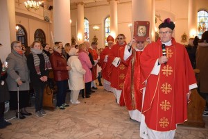 Suwałki poświęcenie sarkofagu ks. Kazimierza Hamerszmita