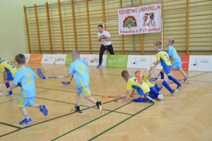 Suwałki rozgrywki unihokeja przedszkolaków
