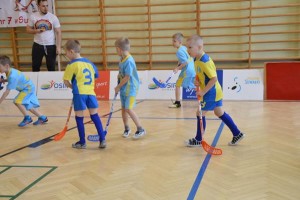 Suwałki rozgrywki unihokeja przedszkolaków