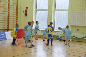 Suwałki rozgrywki unihokeja przedszkolaków