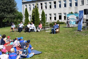 Suwałki Biblioteka Publiczna czytanie dzieciom