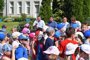 Suwałki Biblioteka Publiczna czytanie dzieciom