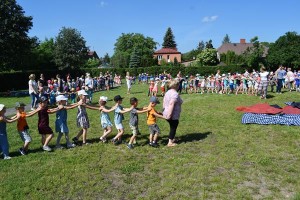 Suwałki Biblioteka Publiczna czytanie dzieciom