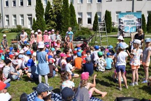 Suwałki Biblioteka Publiczna czytanie dzieciom
