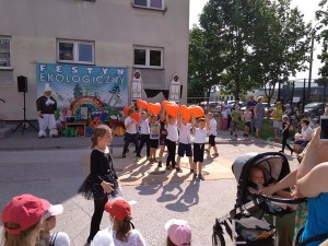 VIII FESTYN EKOLOGICZNY W PRZEDSZKOLU NR 7 W SUWAŁKACH