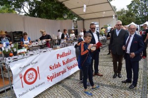Suwałki Sąsiedzi przy stole