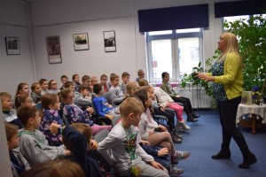 Suwałki Agnieszka Frączek spotkanie w Bibliotece Publicznej w Suwałkach