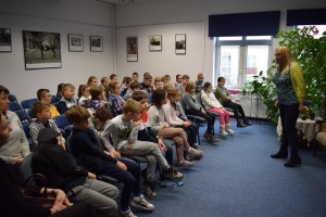 Suwałki Agnieszka Frączek spotkanie w Bibliotece Publicznej w Suwałkach