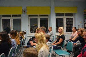 Suwałki Biblioteka Publiczna Listopadowe prześmiechy Wioletta Piasecka