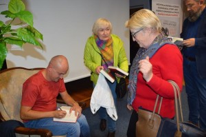 Suwałki Biblioteka Publiczna spotkanie z Mirosławem Wlekłym
