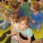 Suwałki Przedszkole nr 1 czyta dzieciom
