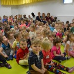 Suwałki Przedszkole nr 1 czyta dzieciom