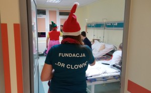 Suwałki Dr Clown Mikołajki w szpitalu