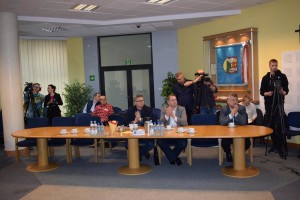 Suwałki Urząd Miejski spotkanie w sprawie herbu Suwałk
