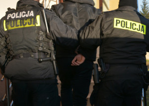 17-LATEK ODPOWIE ZA POSIADANIE NARKOTYKÓW