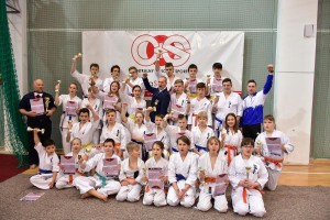 8 złotych, 5 srebrnych i 9 brązowych medali suwalskich karateków
