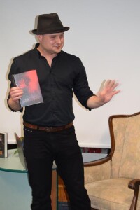 Suwałki Biblioteka Publiczna Artur Urbanowicz książka Paradoks