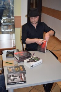 Suwałki Biblioteka Publiczna Artur Urbanowicz książka Paradoks