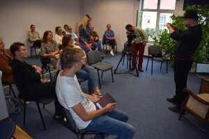 Suwałki Biblioteka Publiczna Artur Urbanowicz książka Paradoks