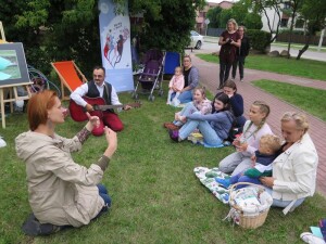 Suwałki Biblioteka Publiczna Piknik na Klonowej