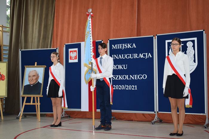 Suwałki SP4 rozpoczęcie roku szkolnego 2020