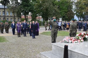 Suwałki obchody pod pomnikiem 17 września