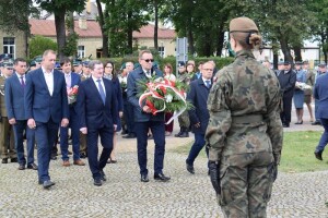Suwałki obchody pod pomnikiem 17 września