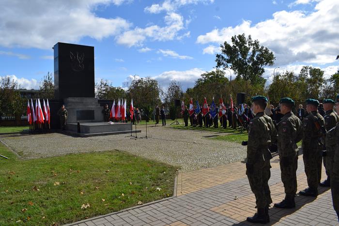 Suwałki obchody pod pomnikiem 17 września