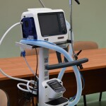 Szpital Suwałki przekazanie respiratora (1)