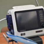 Szpital Suwałki przekazanie respiratora (1)