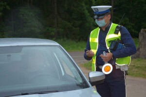 90 skontrolowanych-102 wykroczeń