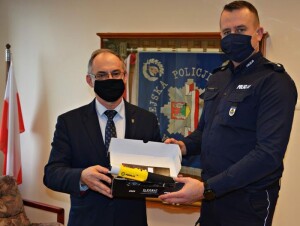 Alkomaty trafiły do suwalskich policjantów