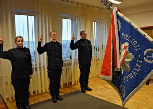 NOWI FUNKCJONARIUSZE W SZEREGACH SUWALSKIEJ POLICJI