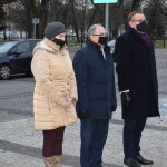 Suwałki rocznica urodzin Józefa Piłsudkiego złożenie kwiatów
