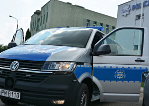 Nowy radiowóz suwalskich policjantów