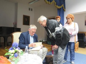 Suwałki Wojciech Koronkiewicz spotkanie w Bibliotece Publicznej