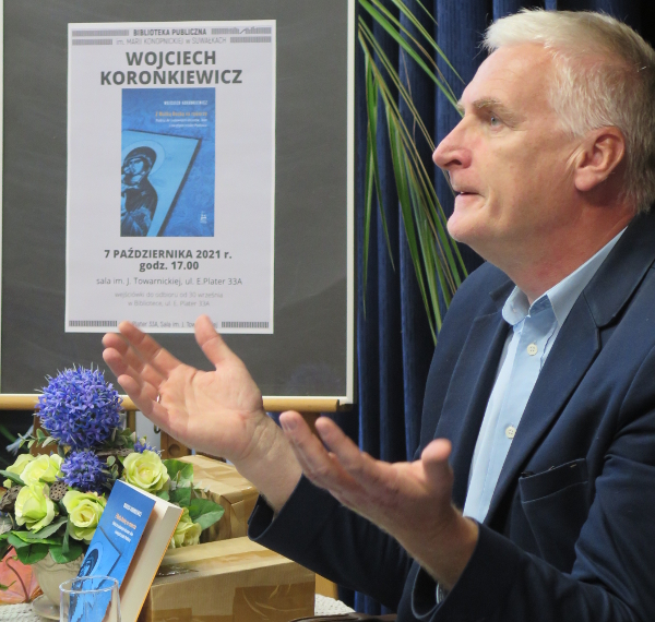 Suwałki Wojciech Koronkiewicz spotkanie w Bibliotece Publicznej