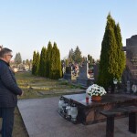 Suwałki na grobach zasłużonych