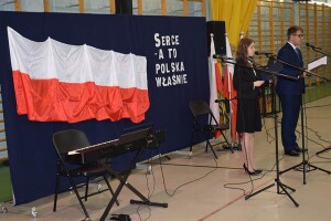 Suwałki I LO konkurs poezji i pieśni patriotycznej