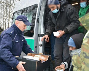 Suwałki policja zatrzymani imigranci