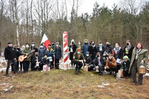 Przekazanie Betlejemskiego Światła Pokoju przez suwalskich harcerzy ZHP skautom litewskim