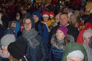 Suwałki rozświetlenie choinki miejskiej